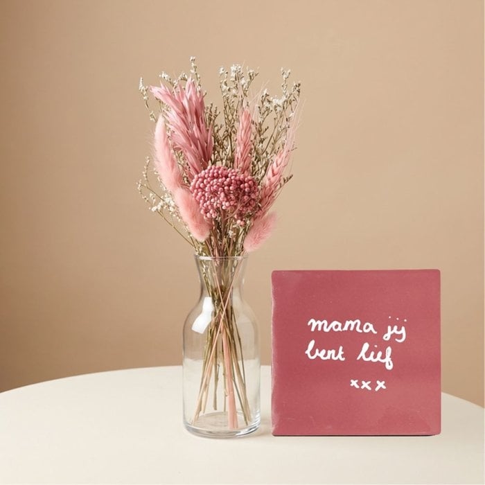 Mailbox | Dried flowers with tile
