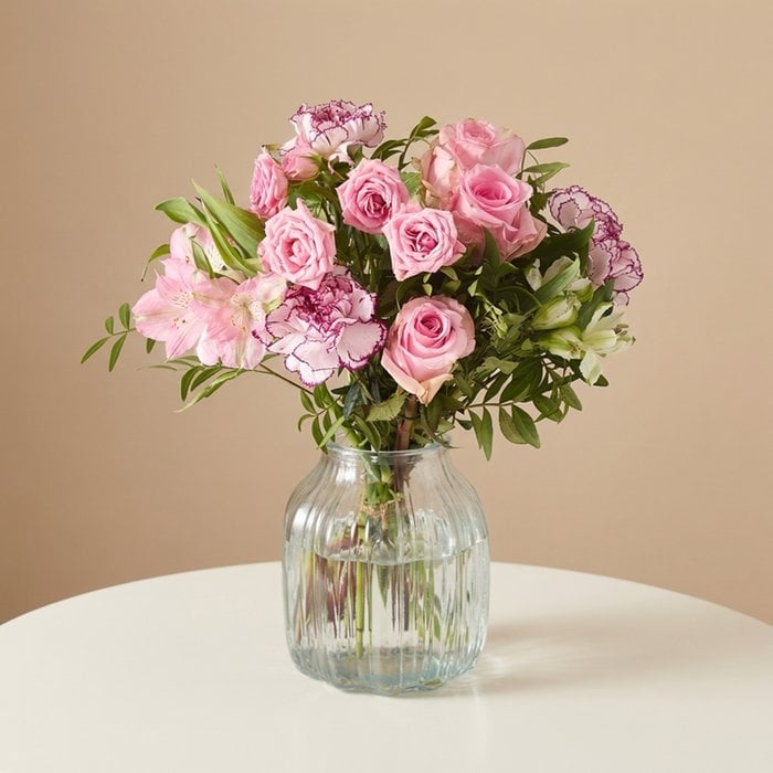 Letterbox Flowers | Charm Bouquet
