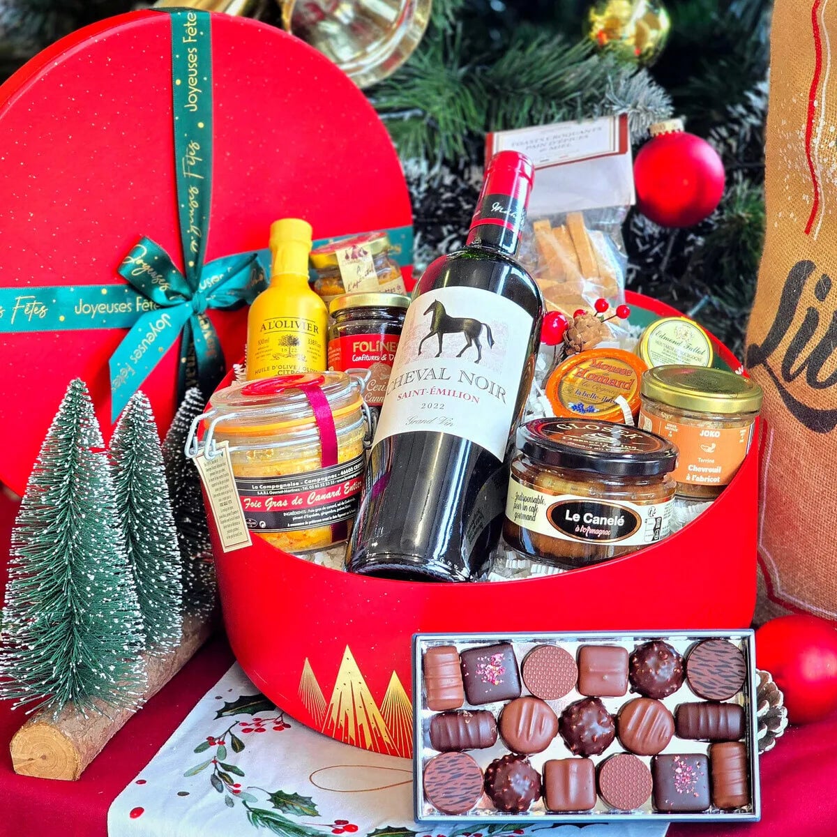 Christmas Gourmet Gift Box "The Black Horse"