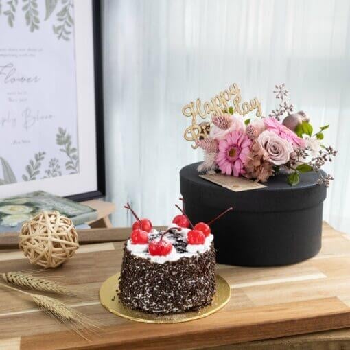 Mini Blackforest Cake + Preserved Flower