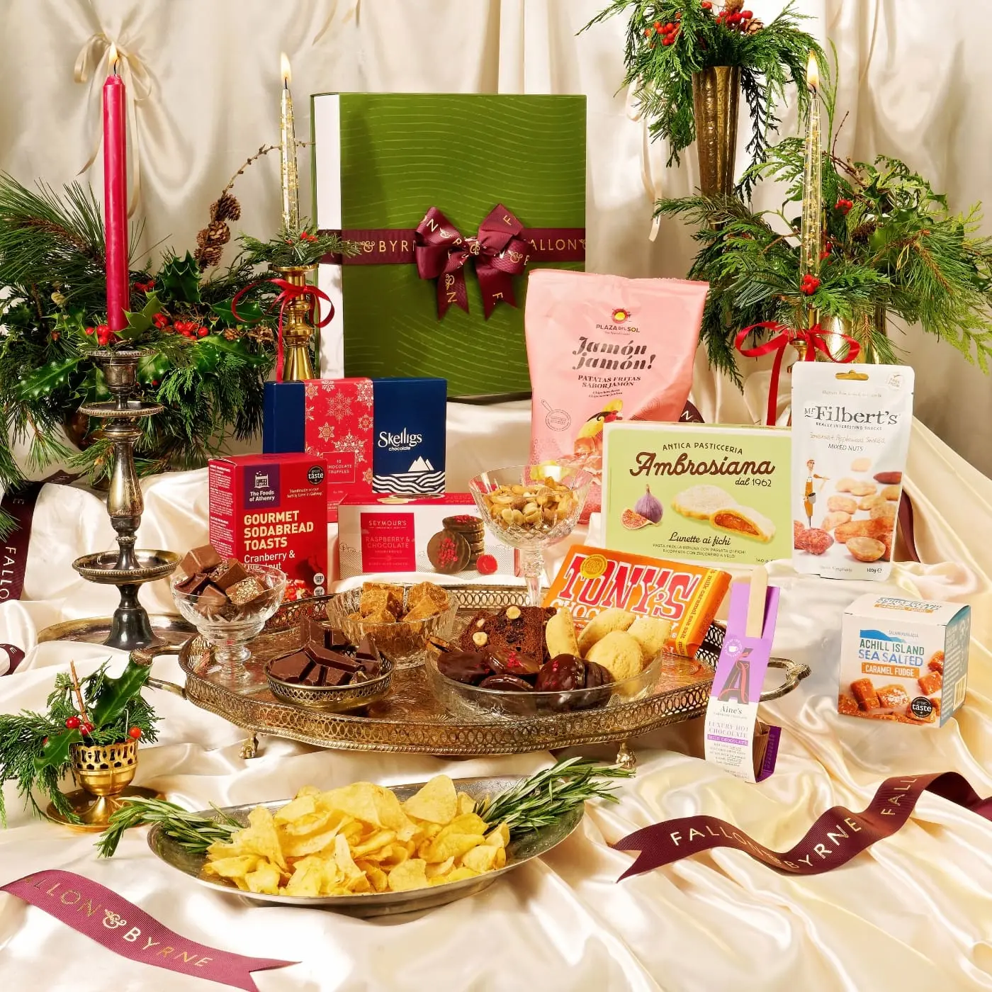 Nibbles to Share Hamper