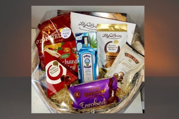 Gin & Treats Luxury Gift Basket