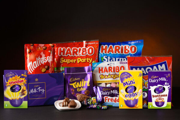 Easter Eggs and Treats Deluxe Hamper