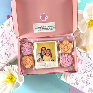 Polaroid Mother's Day Cookie Gift Box