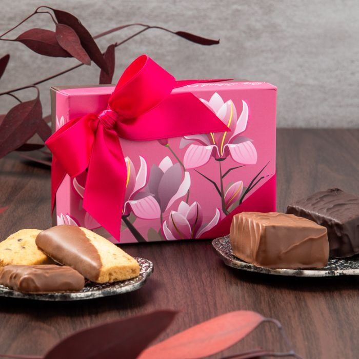 Lovely Magnolia Box