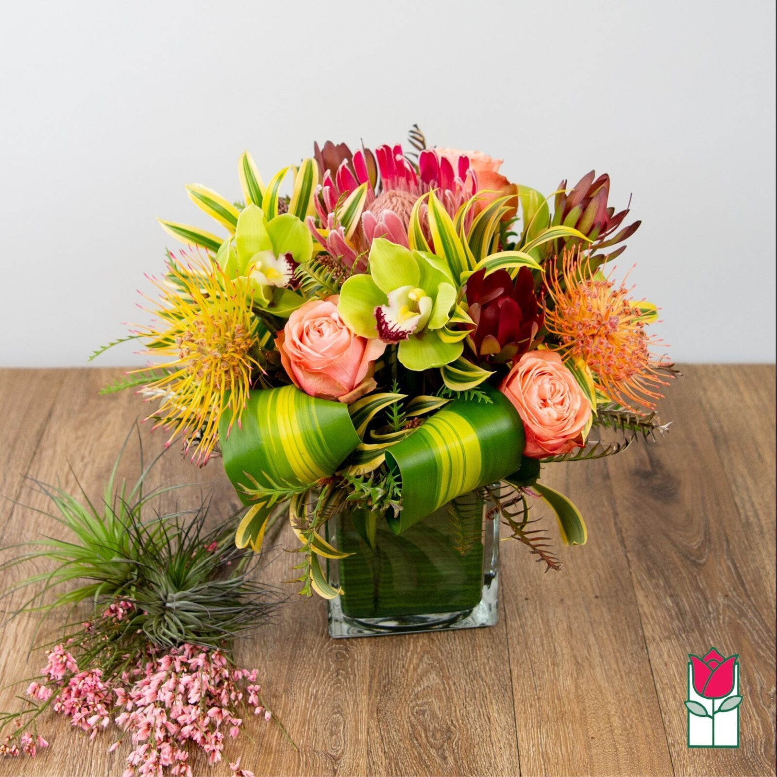 Beretania's Aurora Tropical Bouquet (Standard)