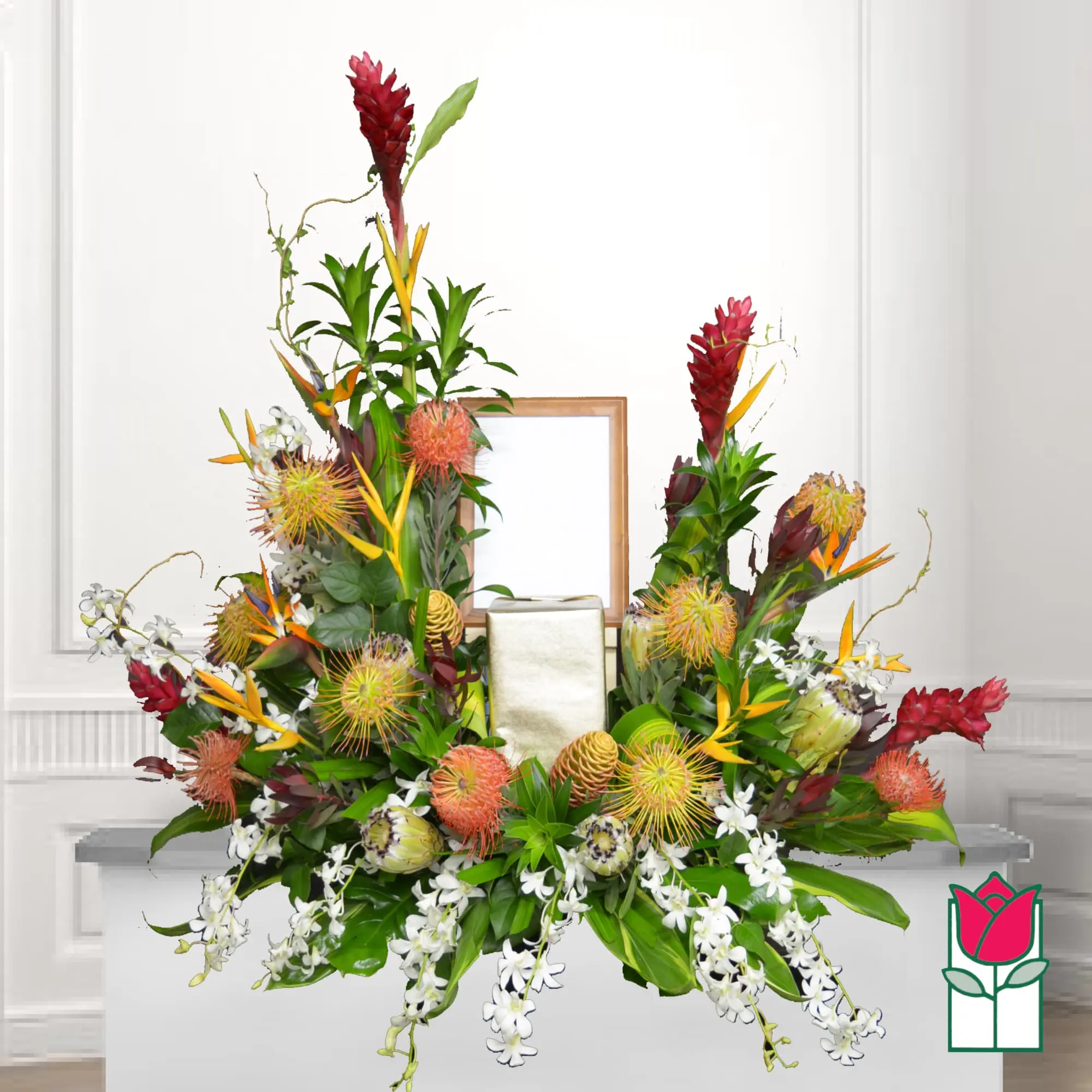 Beretania Akuli Urn Spray [Seasonal Varieties Vary]