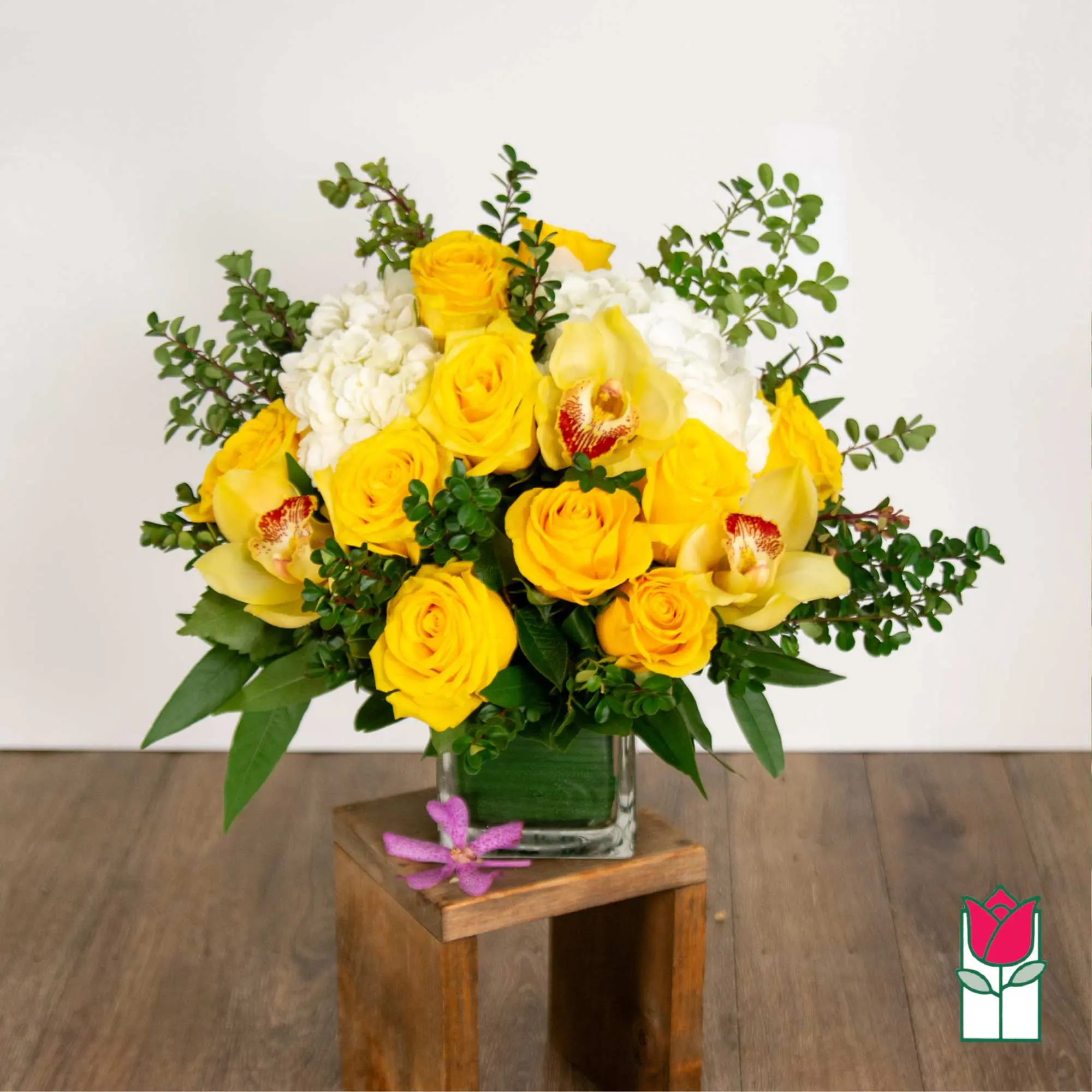 Beretania's Olivia Bouquet (Yellow Rose & Yellow Cymbidium) [Hue Varies]