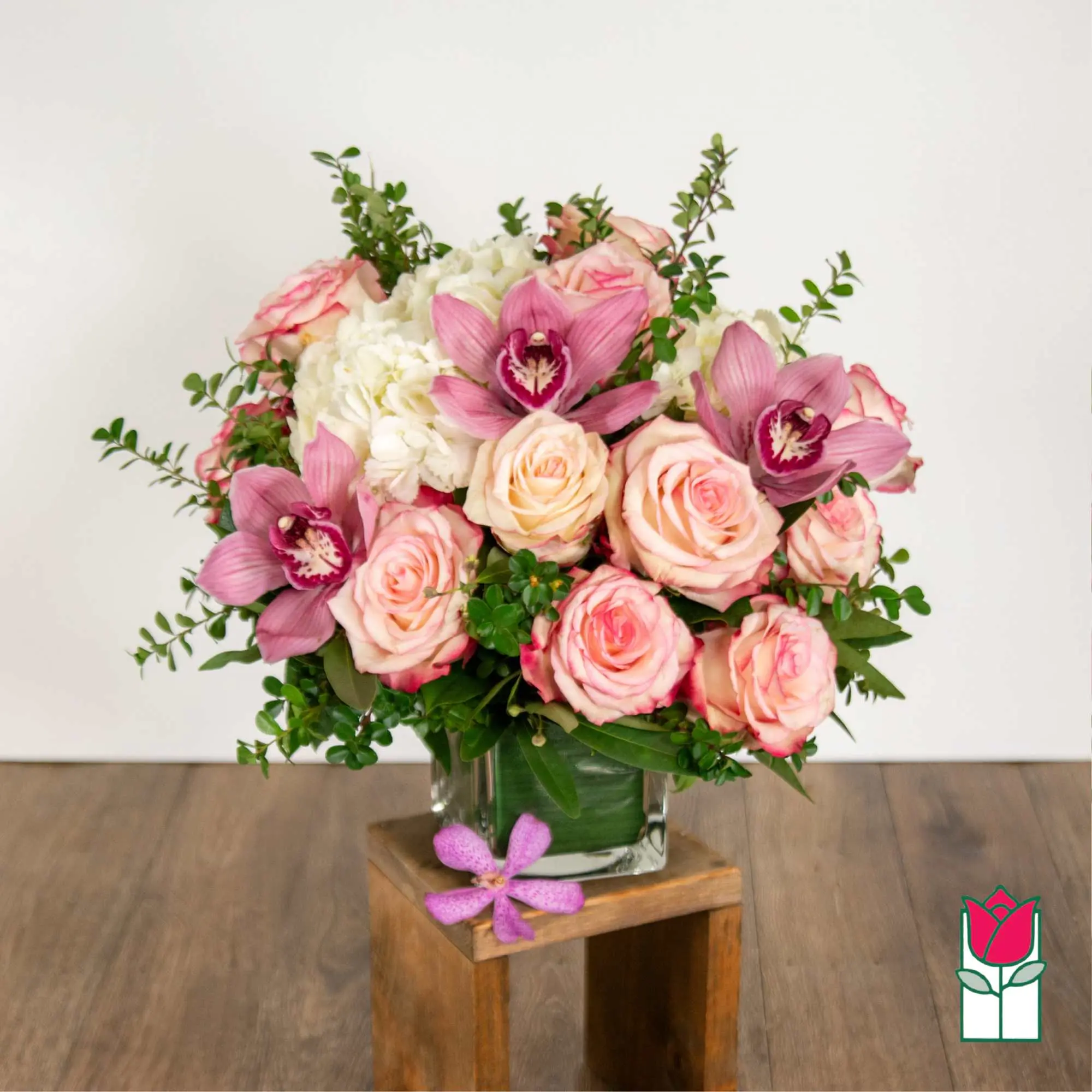Beretania's Olivia Bouquet (Pink Rose & Pink Cymbidium) [Hue Varies]