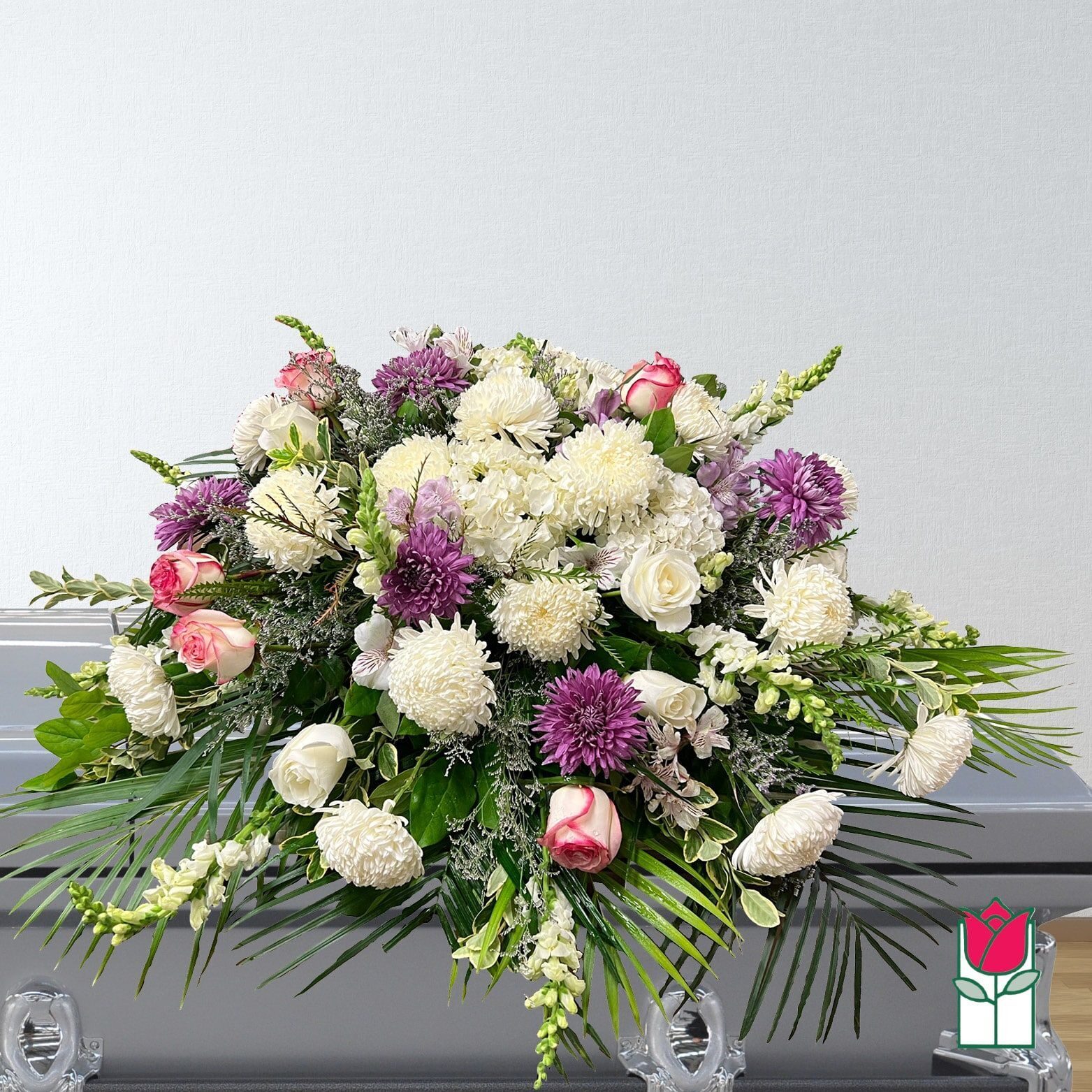 Beretania's Adore Casket Spray (Standard)