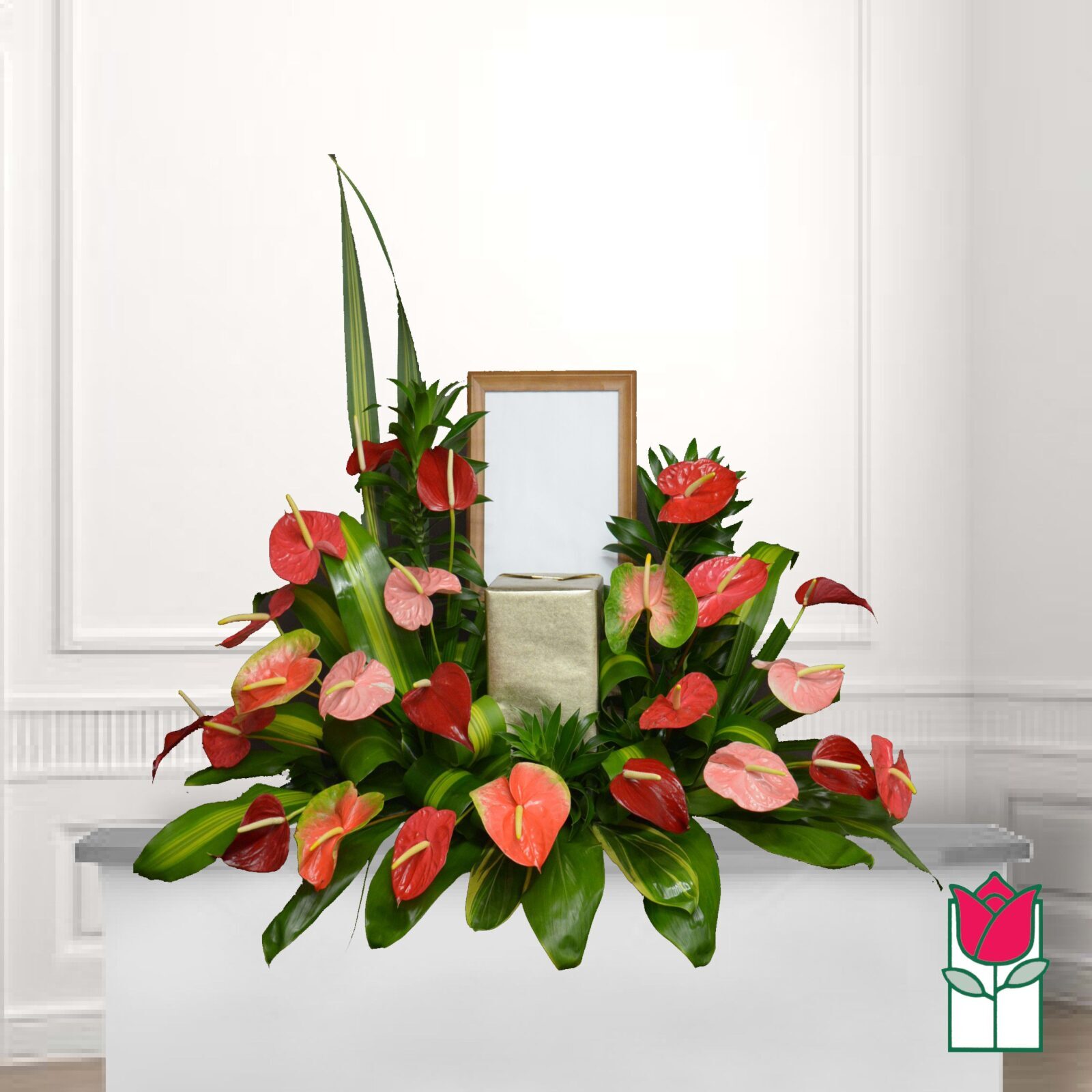 Beretania's Hokulani Urn Spray (Standard)