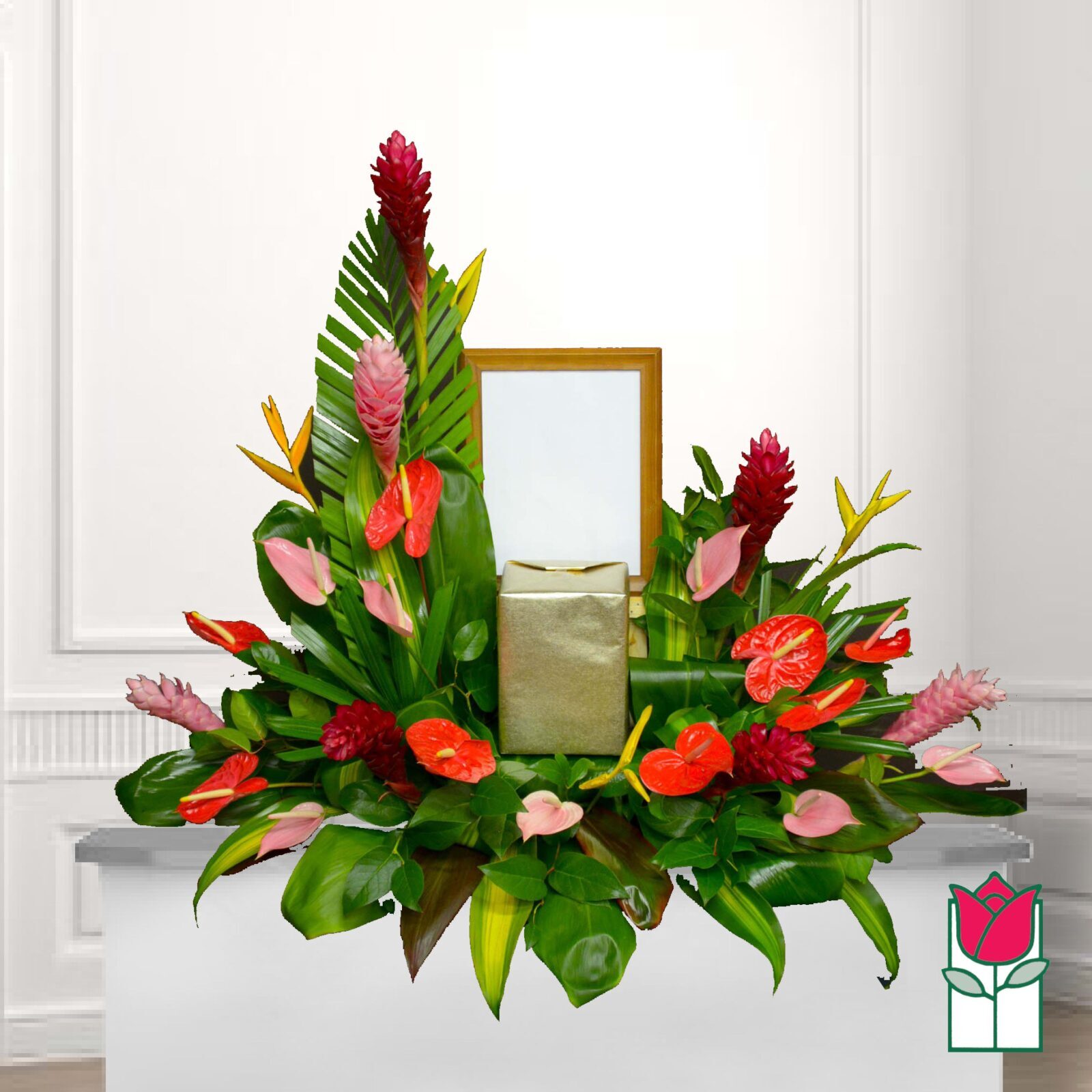 Beretania's Lincoln Urn Spray (Standard)