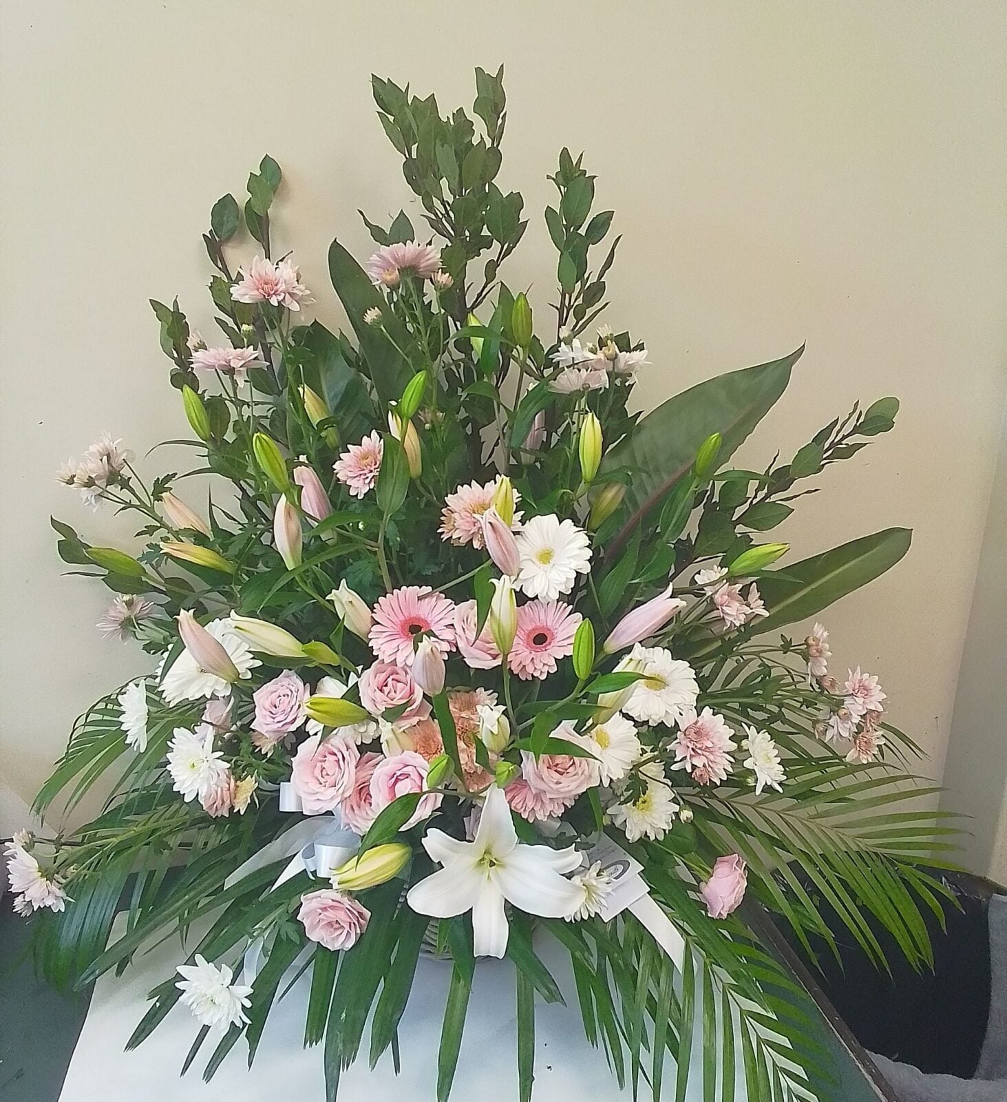 Pink and White Pot Arrangement (Small)
