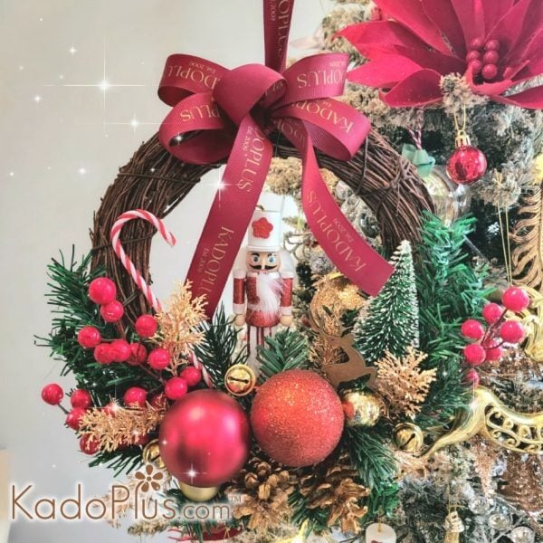 Hiasan Natal: Winter Wonderland Nutcracker Wreath