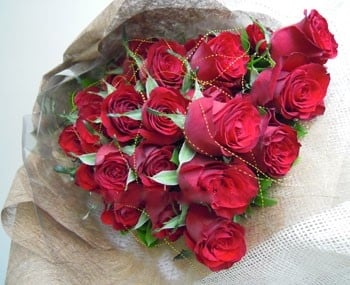 30 Red Roses Long Bouquet