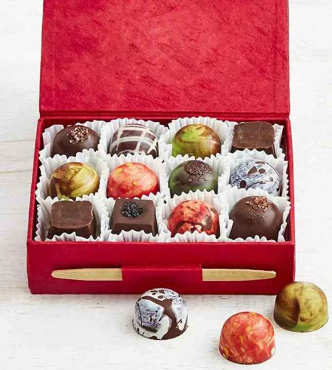 Knipschildt Chocolatier Signature Collection 12pc