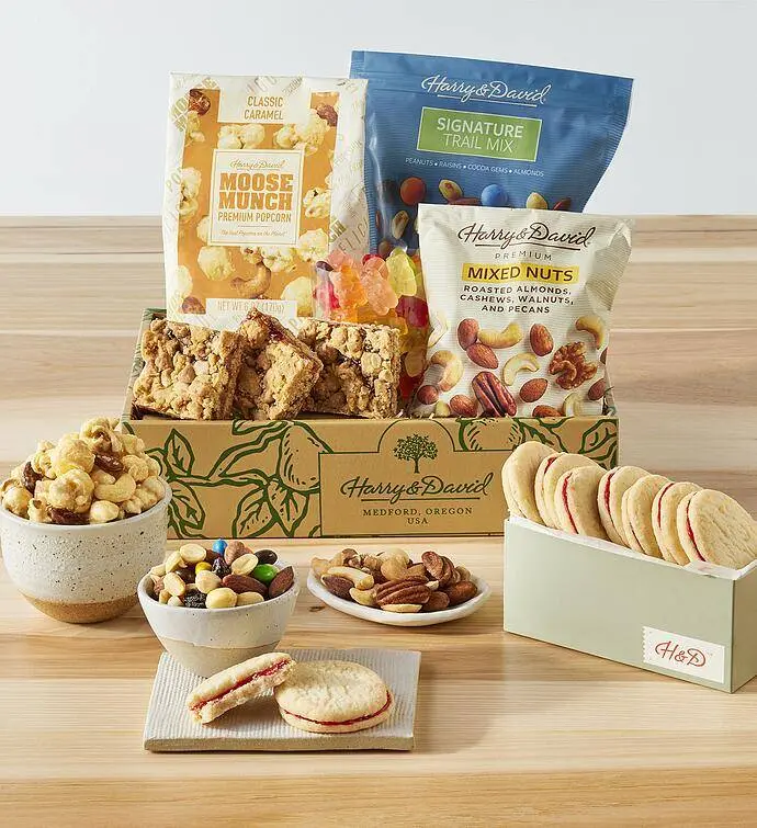 Harry & David Classic Gift Box with Sweet and Salty Treats
