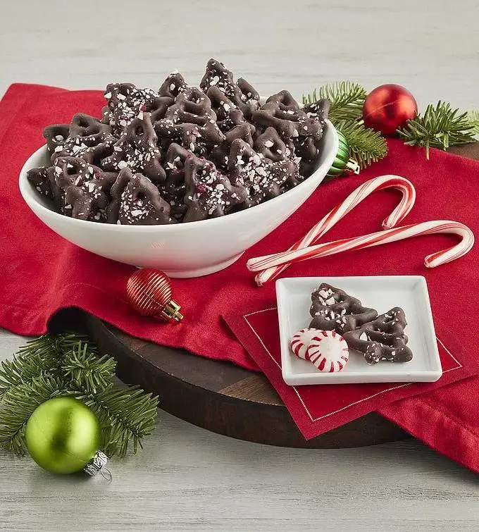 Bear Creek Snacks Chocolaty Peppermint Tree Pretzels
