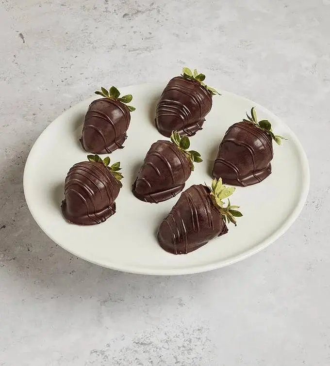 Scharffen Berger Dark Chocolate Hand-Dipped Strawberries - 6 Count