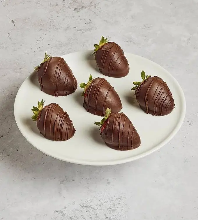 Scharffen Berger Milk Chocolate Hand-Dipped Strawberries - 6 Count