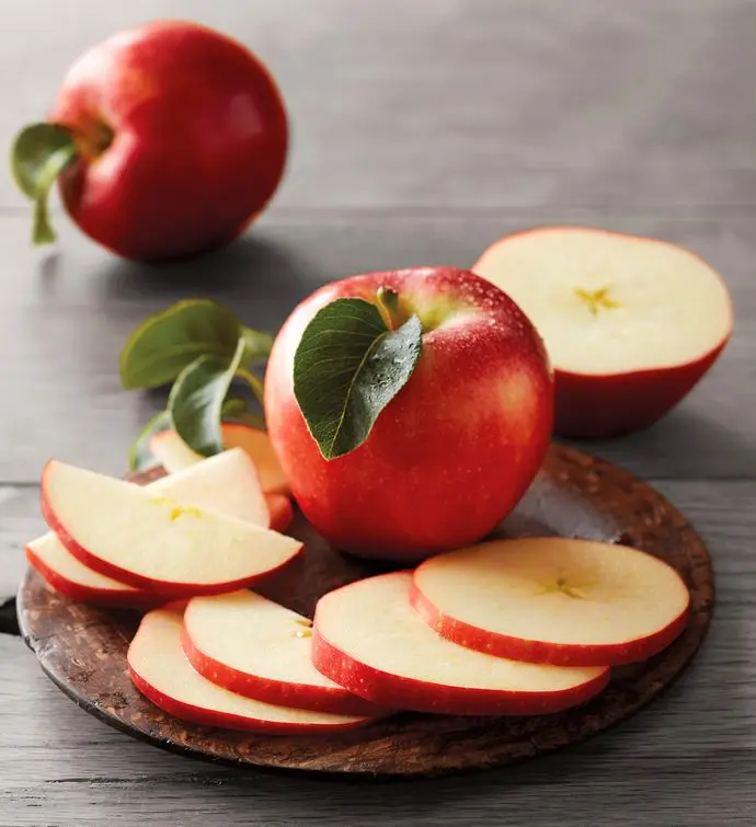 Light Size Seasonal Apples