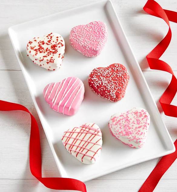 Rich & Delicious Heart-Shaped Brownie Cakes (Rich & Delicious Heart-shaped Brownie Cakes)