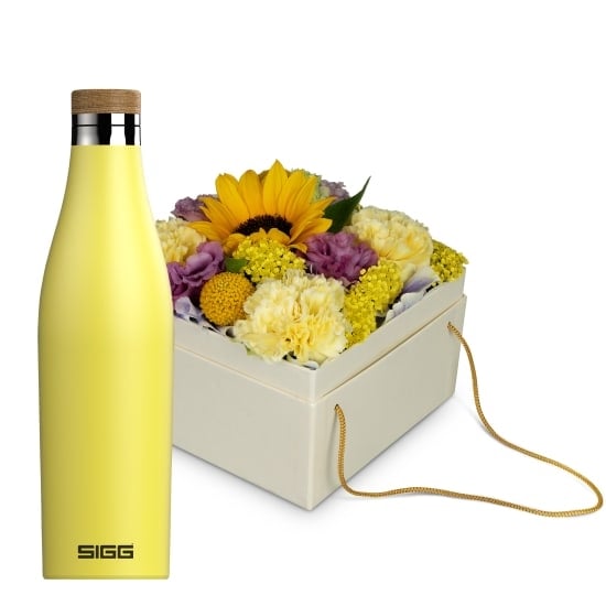 Flowerbox «Arles» (15 cm) with SIGG water bottle Meridian Ultra Lemon 0.5L