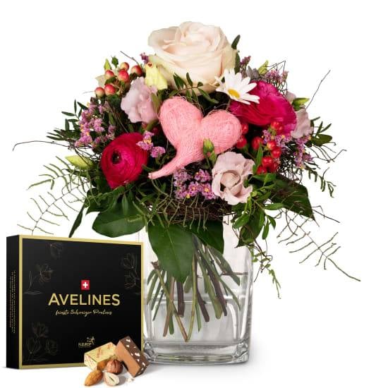 Flower bouquet Just for You ... with Avelines pralines from Maestrani (Minimum)
