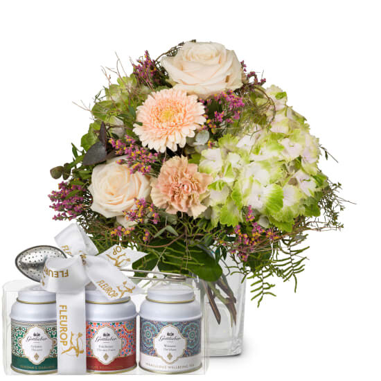 Romantic Hydrangea Bouquet with Gottlieber tea gift set (Minimum)