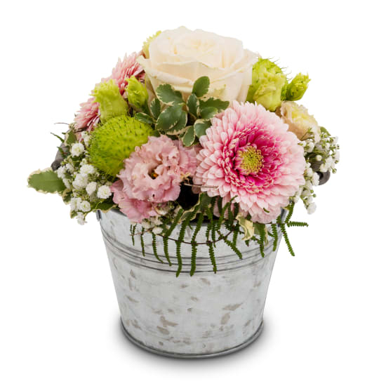 Flower arrangement «Soft Whisper» (Minimum)