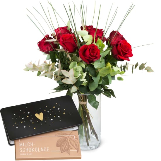 9 Red Roses with greenery and Munz bar of chocolate Â«HeartÂ»