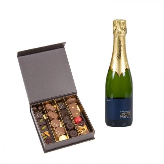 Chocolates And Winemaker'S Champagne (25 NUMBER OF CHOCOLATES)