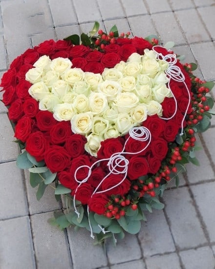 Composition ROSES HEART (Medium)