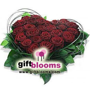 Heart-shaped Red Roses arrangement Infinite Love