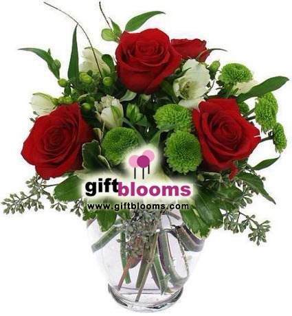 Bouquet of Red Roses Charming
