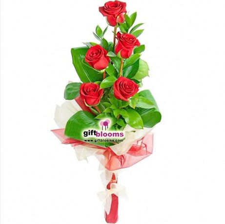 Bouquet of 5 Red Roses Dolores