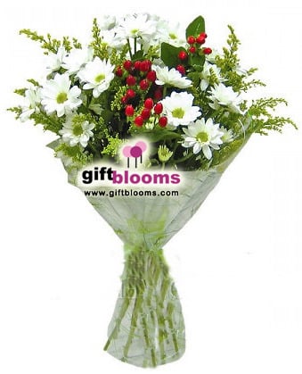Bouquet of 3 White Chrysanthemums