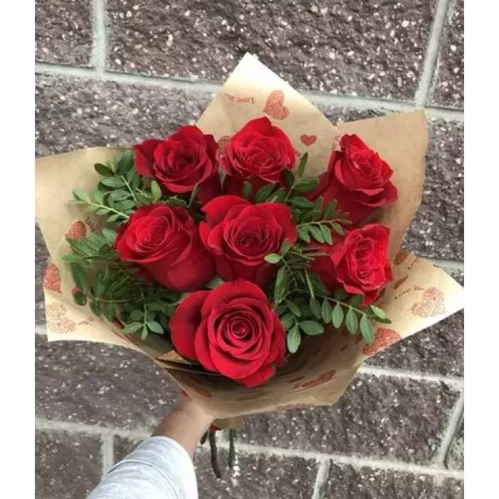 Bouquet of 7 red roses