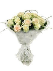 Round bouquet of 15 white roses Tenderness