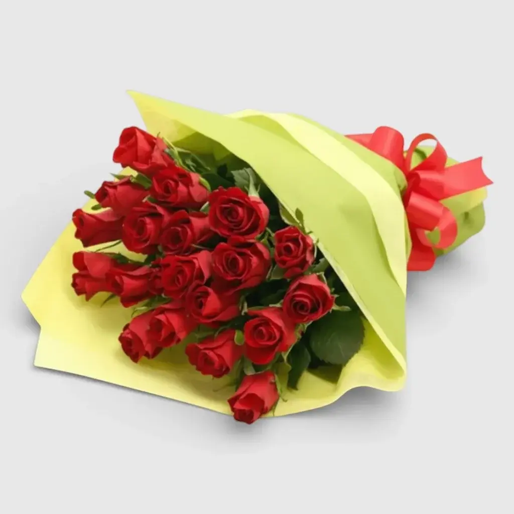 Round Bouquet of 19 Red Roses