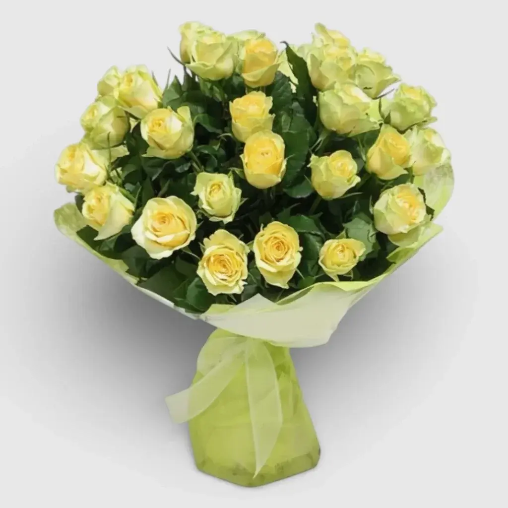Bouquet of 33 yellow roses "Sunshine bouquet"
