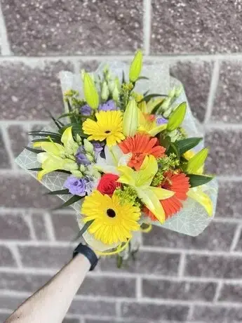 Bouquet of s 'Sunshine splash'