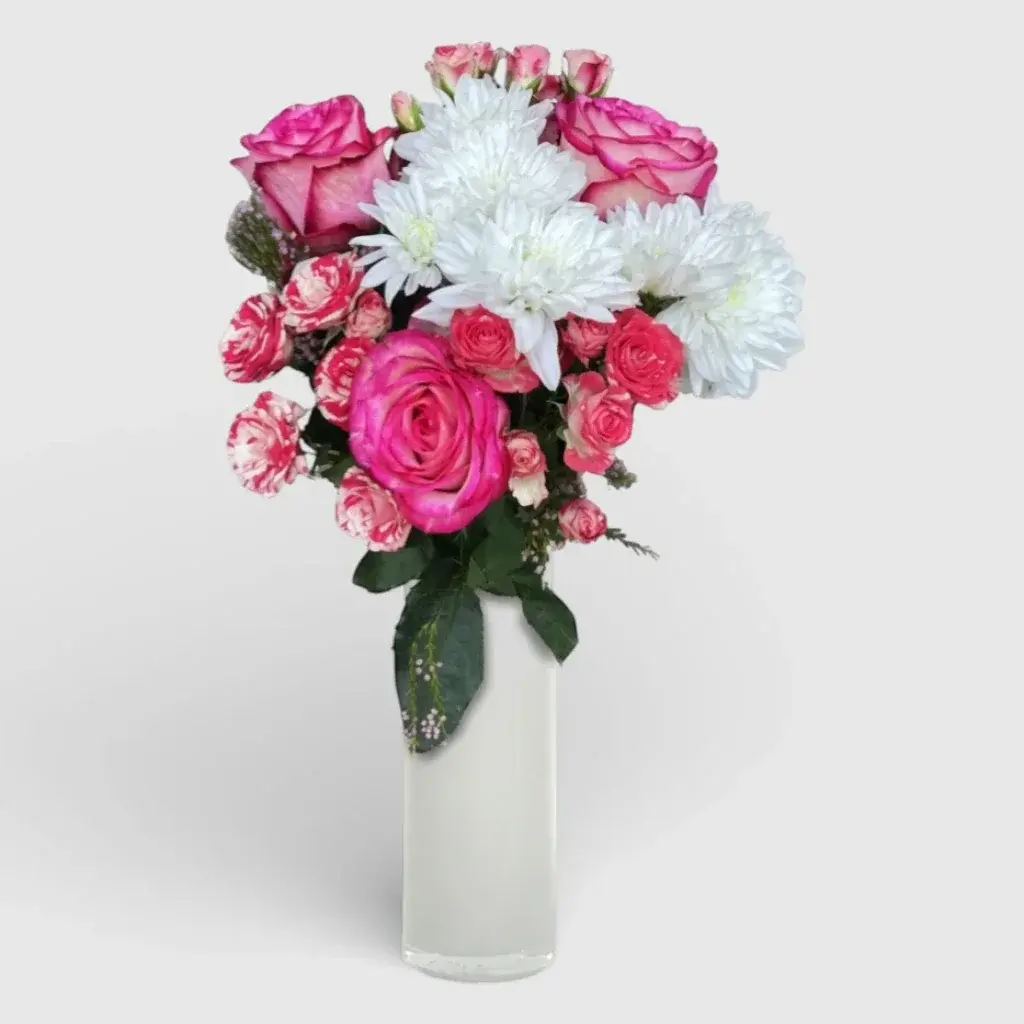 Bouquet of 6 roses and 1 chrysanthemums