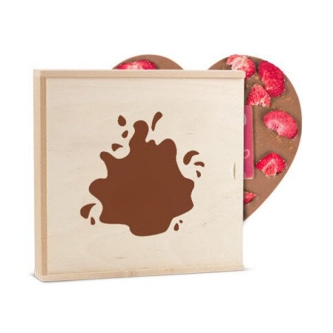 Chocolate heart with strawberries and chili - I lo