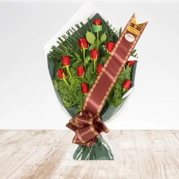 Funeral bouquet of Roses
