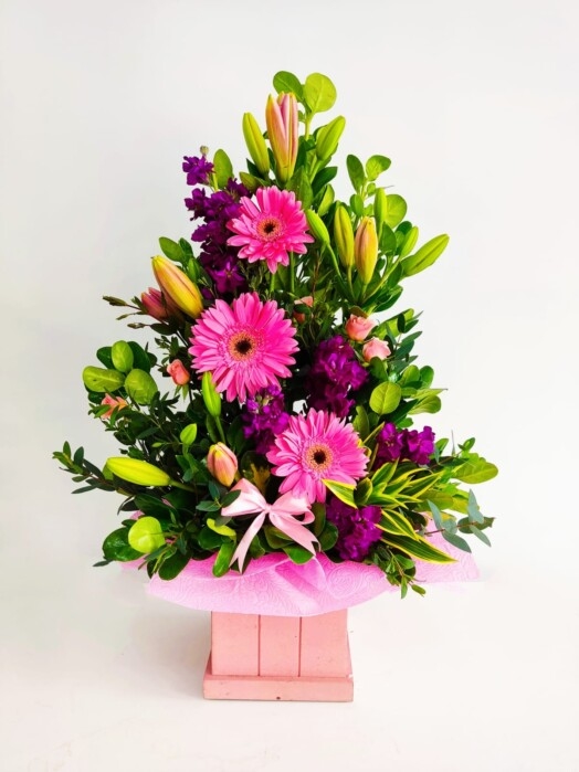 FLORAL ARRANGEMENT