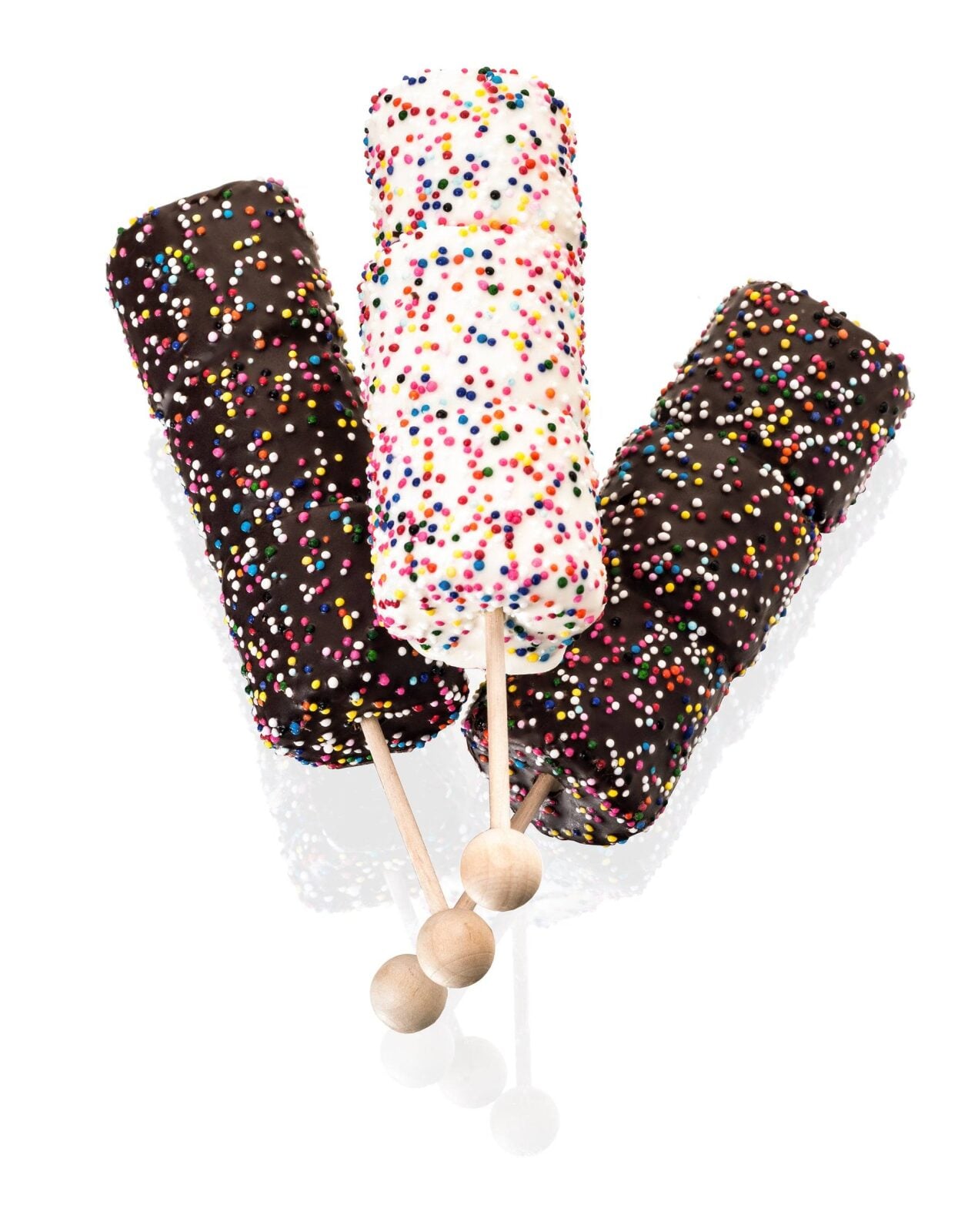 Funfetti Hand-Dipped Marshmallows Sticks