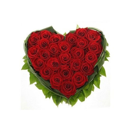 Heart of red roses