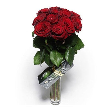 11 roses and chocolates