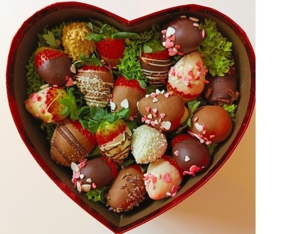 Strawberry heart (S)
